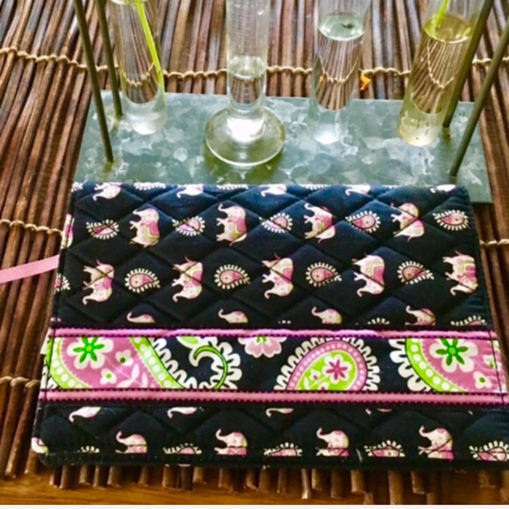 NWT Vera Bradley Paperback Cover